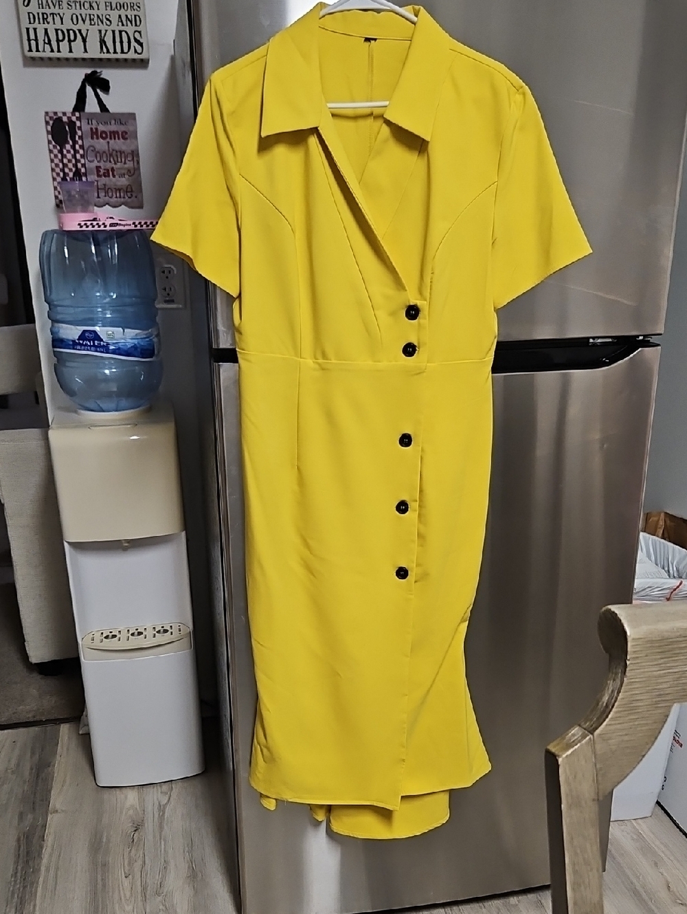 Yellow Short-Sleeve Midi Dress with Button-Front Detail